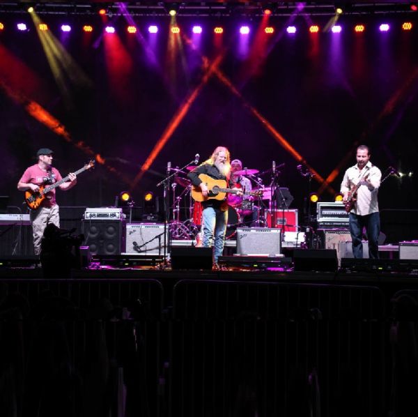Albert Simpson and The Contingent