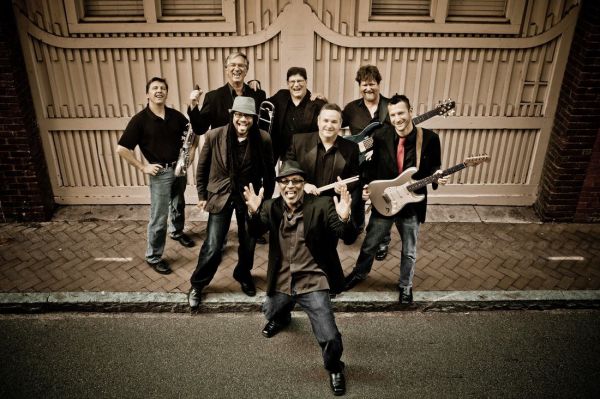 17 South : Cover Band