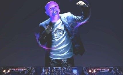 DJ Scott Sain