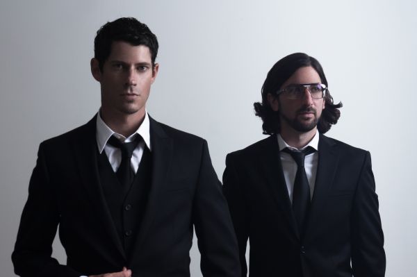 BIG GIGANTIC