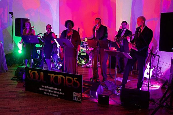Soul Tones : Oldies Cover Bands