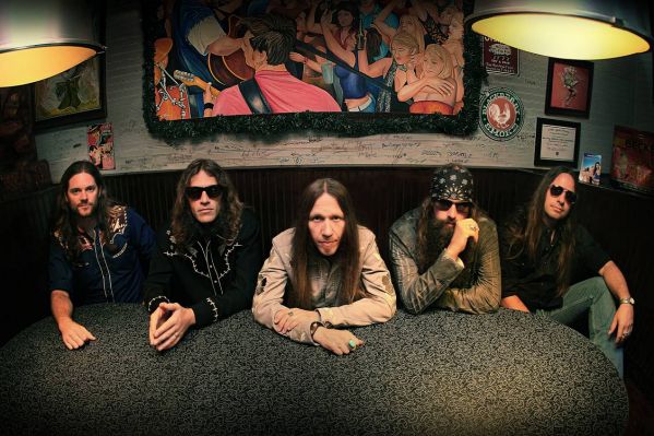 Blackberry Smoke : Famous Bands for College Concerts