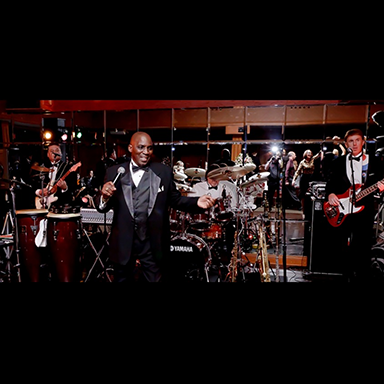 Rudy and The Professionals : College Band